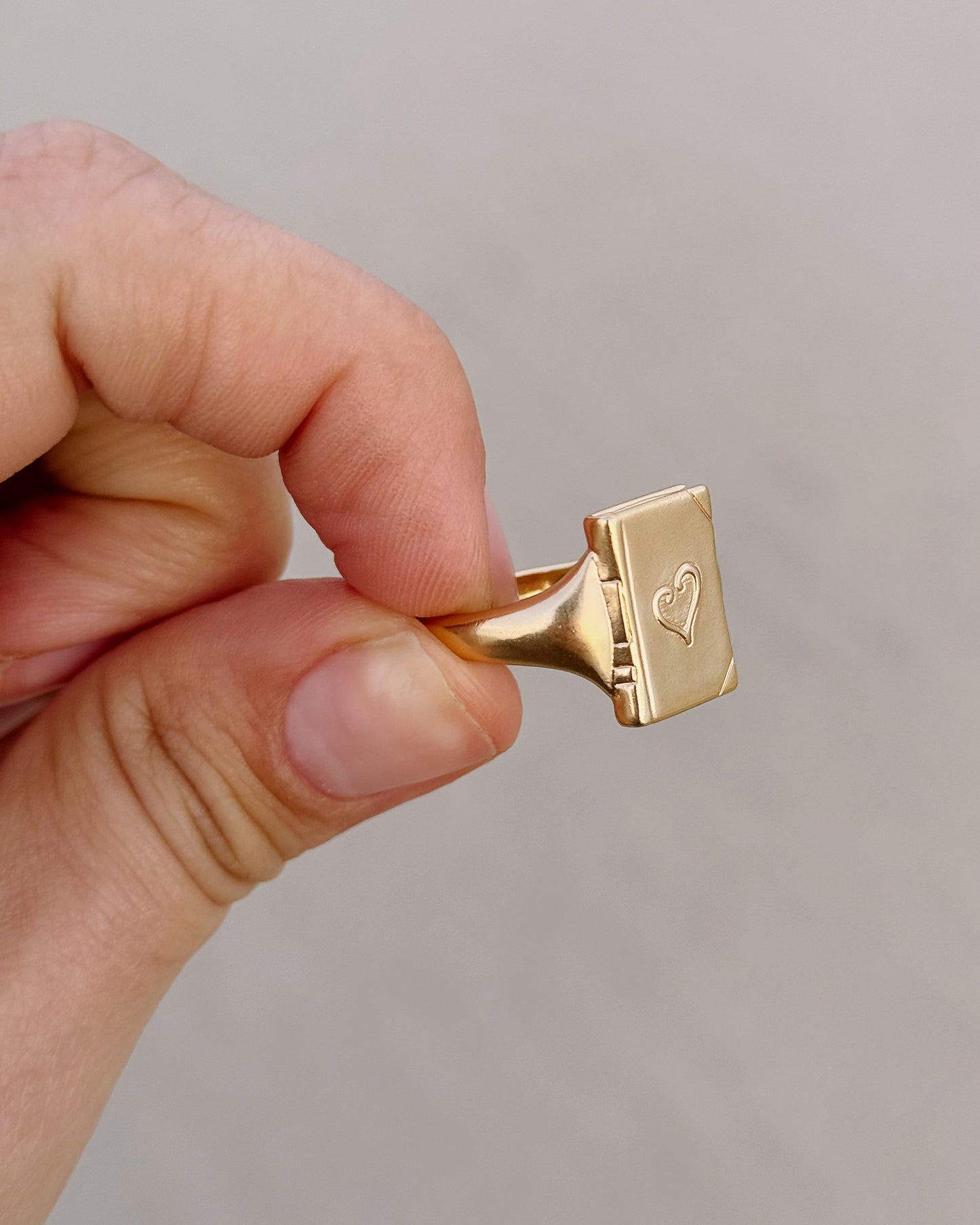 Book Lover Ring