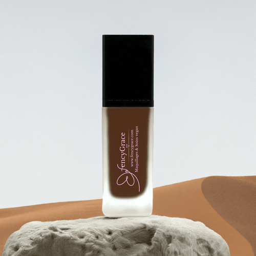 Vegan Moisturizing Foundation Esther 145 – Luminous Finish | FencyGrace