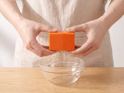 🍳 Quick Egg Cracker Tool – Open Hundreds Of Eggs Faster & Cleaner——Microwave Egg Poacher 🔥